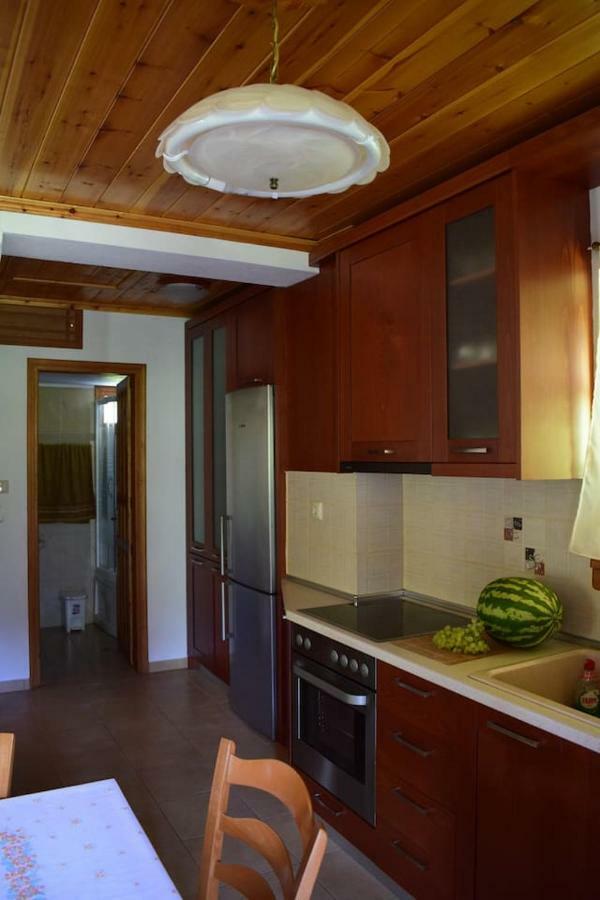 Holiday Home Dionysis Horeftó Kültér fotó