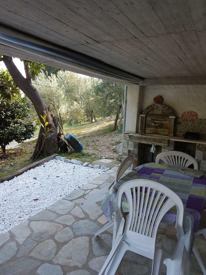 Holiday Home Dionysis Horeftó Kültér fotó